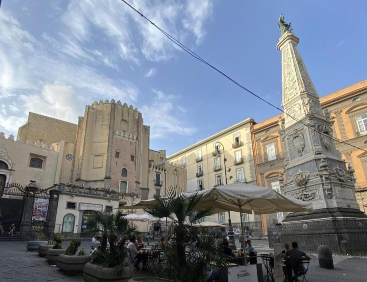 Suite San Gennaro Bis Neapel Exteriör bild