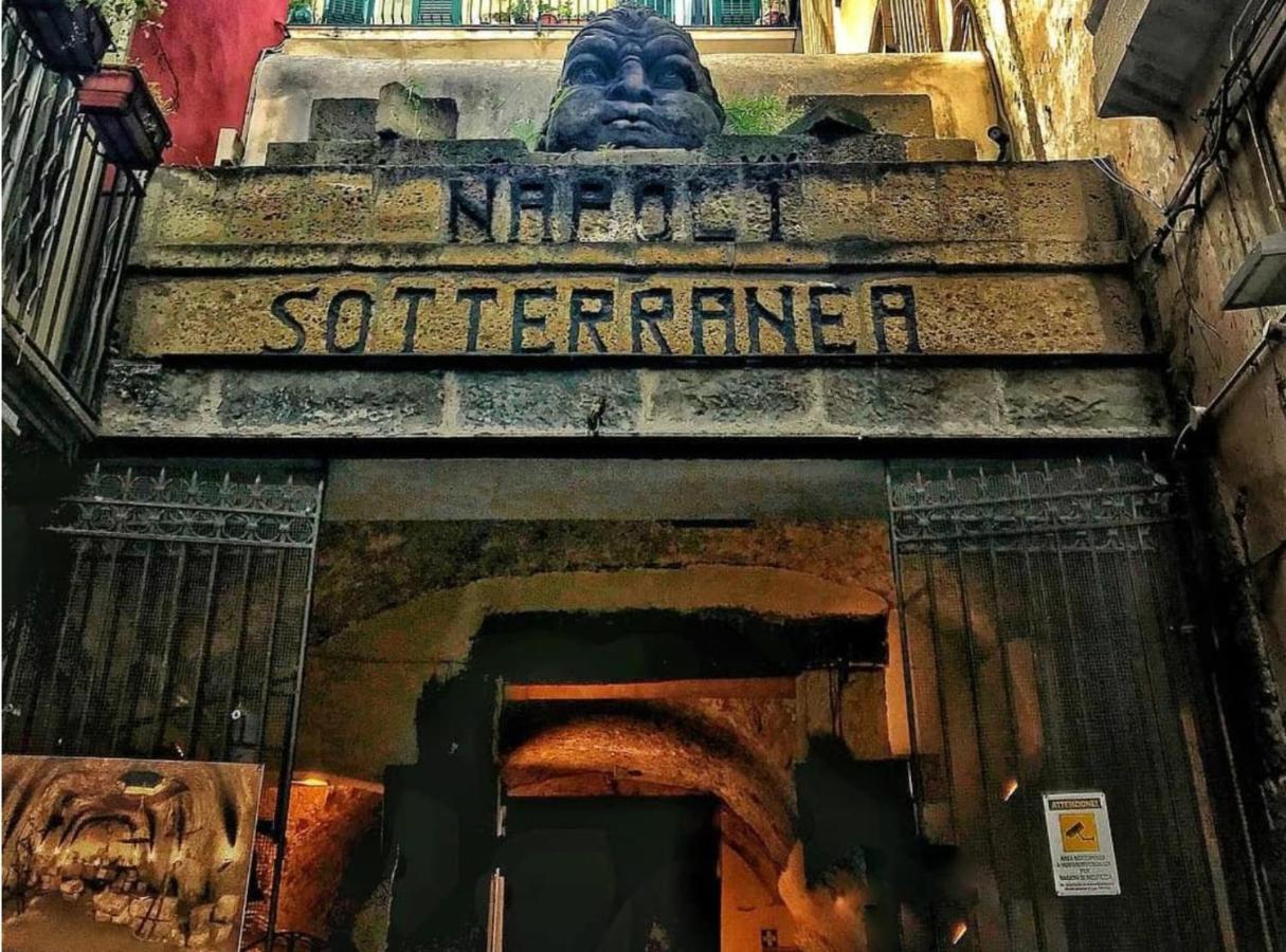 Suite San Gennaro Bis Neapel Exteriör bild